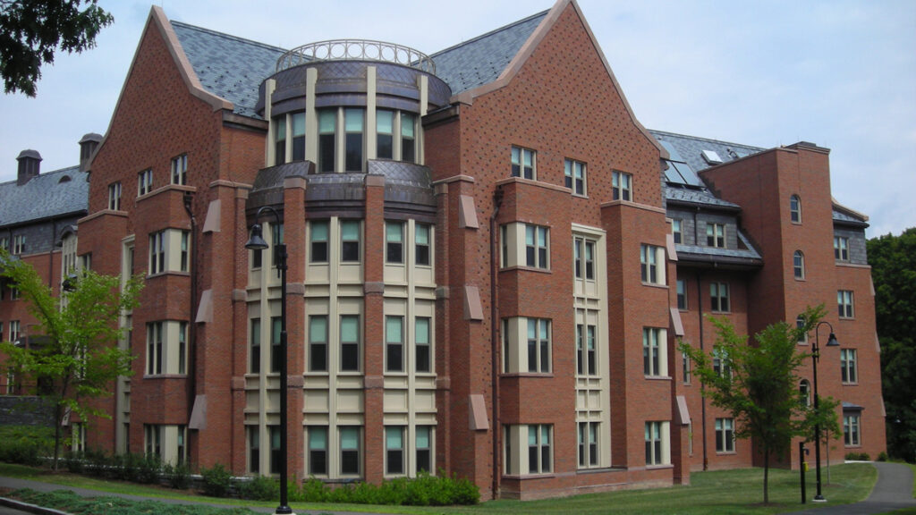Mount Holyoke College, Creighton Residence Hall van Zelm Engineers